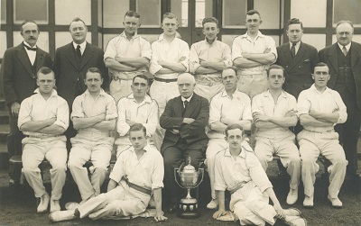 1932 Worsley Cup Winners 004.jpg